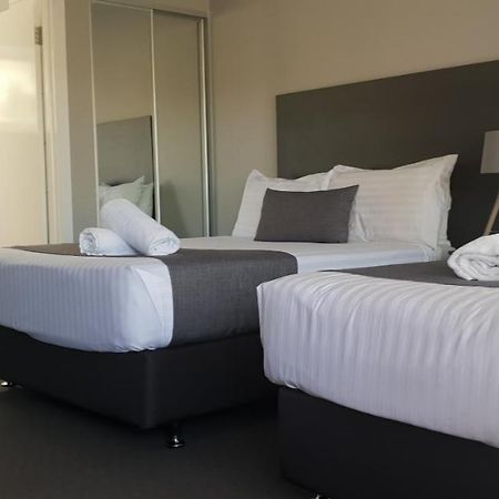 Beachway Motel Ulverstone Extérieur photo