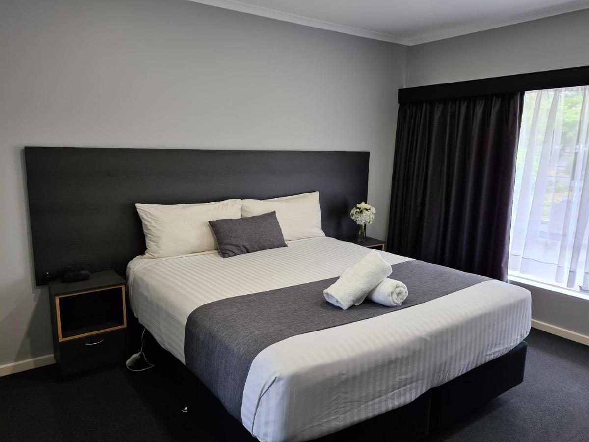 Beachway Motel Ulverstone Extérieur photo