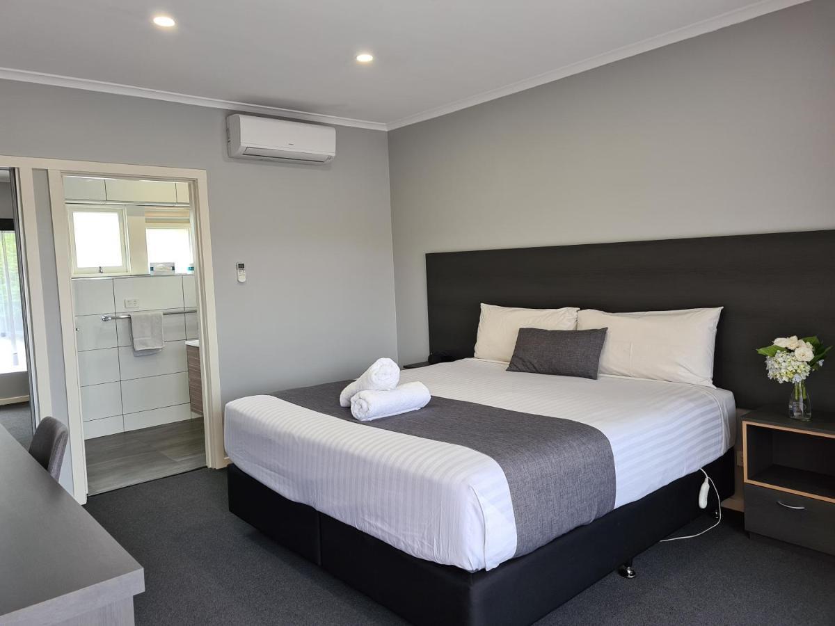 Beachway Motel Ulverstone Extérieur photo
