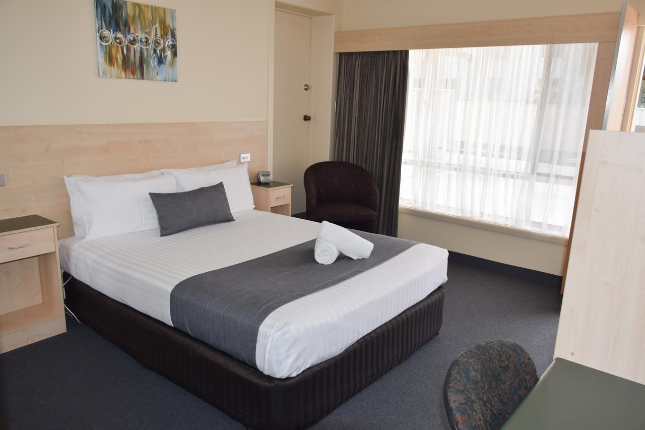 Beachway Motel Ulverstone Extérieur photo