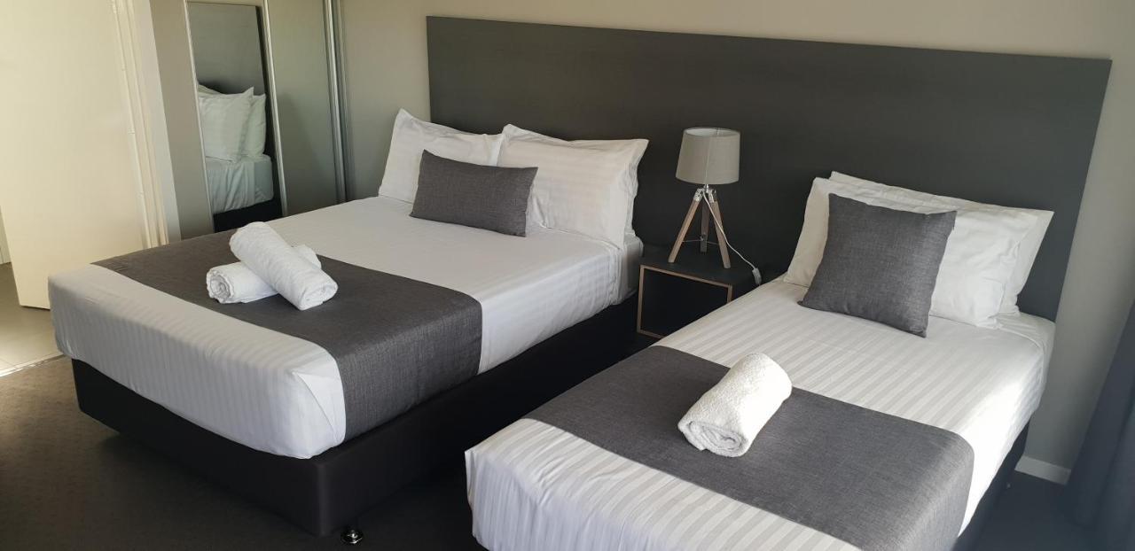 Beachway Motel Ulverstone Extérieur photo